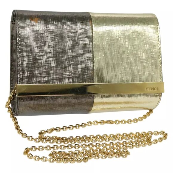 FENDI Chain Shoulder Bag Leather Gold Tone Auth 114194